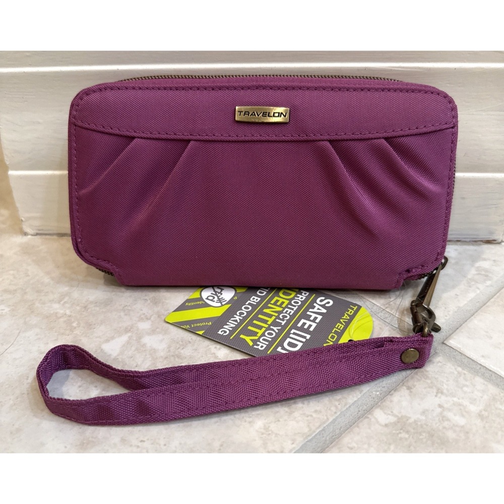 NWT Travelon Purple Pleated Zip Around Travel Wallet Wristlet‎ RFID Clutch 7.5x4